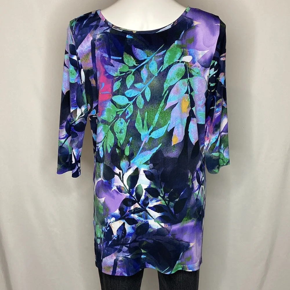 Clara Sun Woo, Abstract Floral Side Slit 3/4 Sleeve Tunic, Medium - Picture 3 of 13